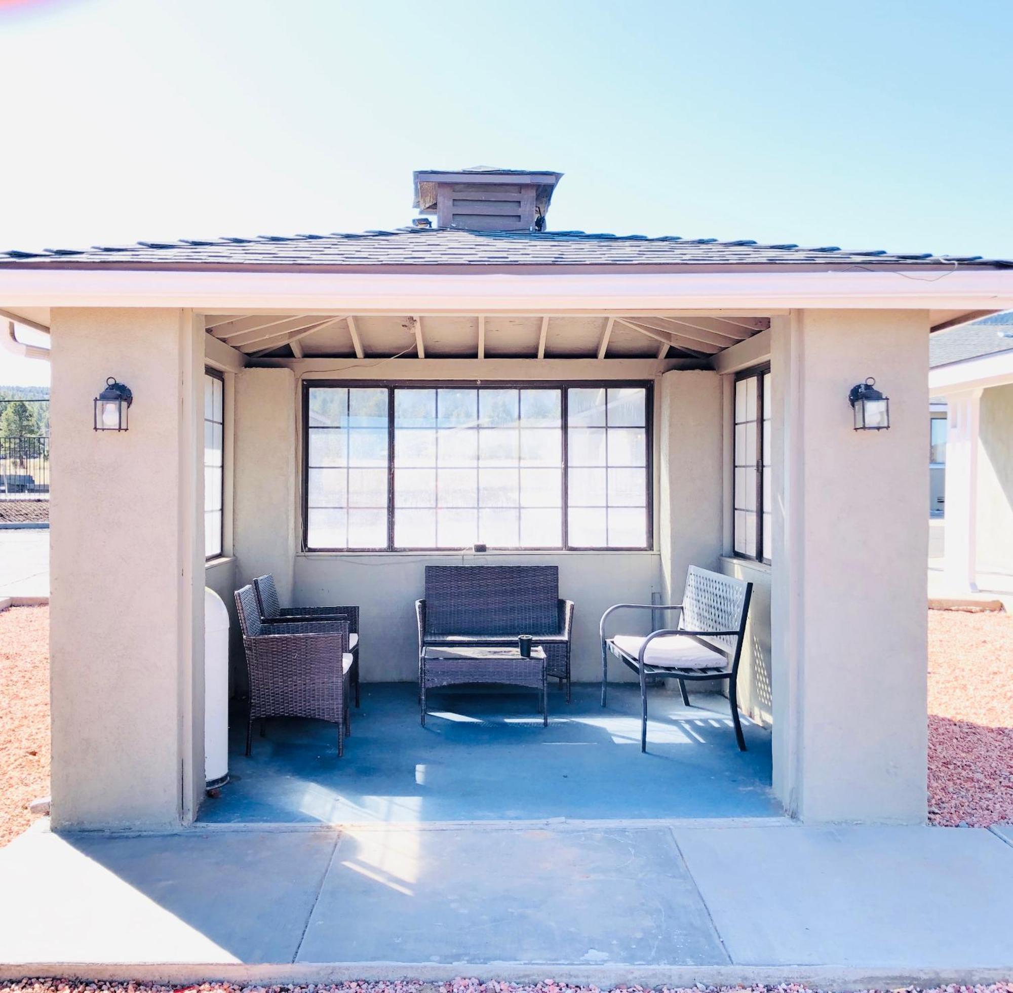Super 8 By Wyndham Williams West Route 66 - Grand Canyon Area Exterior foto