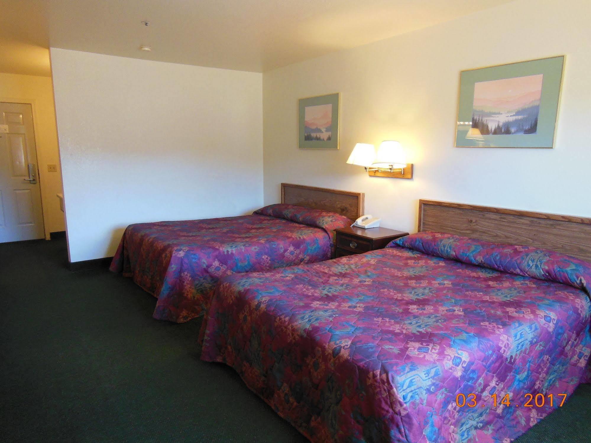 Super 8 By Wyndham Williams West Route 66 - Grand Canyon Area Exterior foto