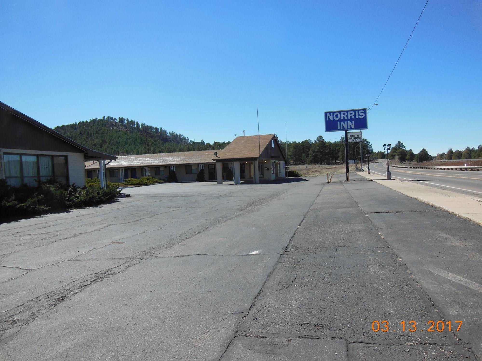 Super 8 By Wyndham Williams West Route 66 - Grand Canyon Area Exterior foto
